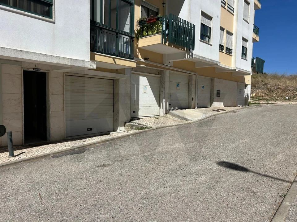 Apartamento T3 para Arrendamento em Queluz e Belas Foto 39