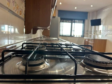 Apartamento T3 para Arrendamento em Queluz e Belas