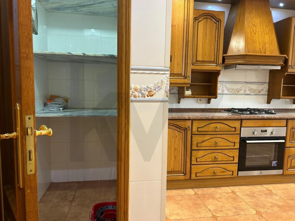 Apartamento T3 para Arrendamento em Queluz e Belas Foto 12