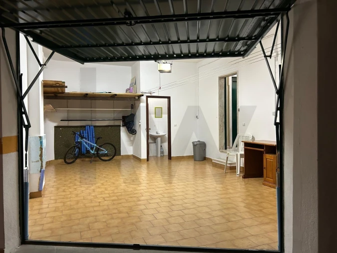 Apartamento T3 para Arrendamento em Queluz e Belas Foto 35