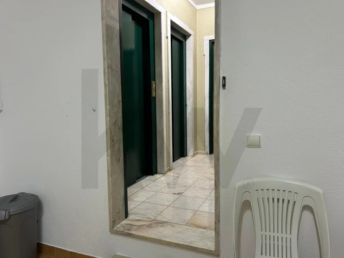 Apartamento T3 para Arrendamento em Queluz e Belas Foto 37