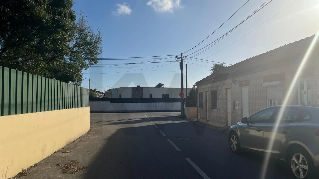 Moradia T1 para Venda em Aradas Foto 4