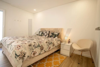 Apartamento T2 para Venda em Fundão, Valverde, Donas, A. Joanes, A. Nova Cabo