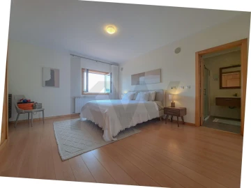 Apartamento T4 para Arrendamento em Cascais e Estoril