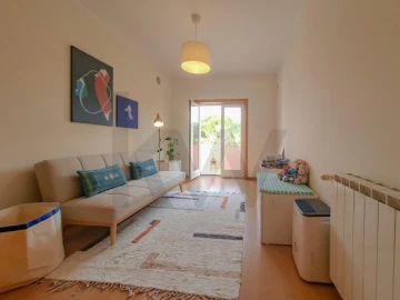Apartamento T4 para Arrendamento em Cascais e Estoril