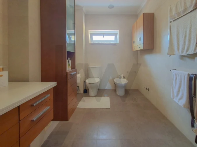 Apartamento T4 para Arrendamento em Cascais e Estoril Foto 36