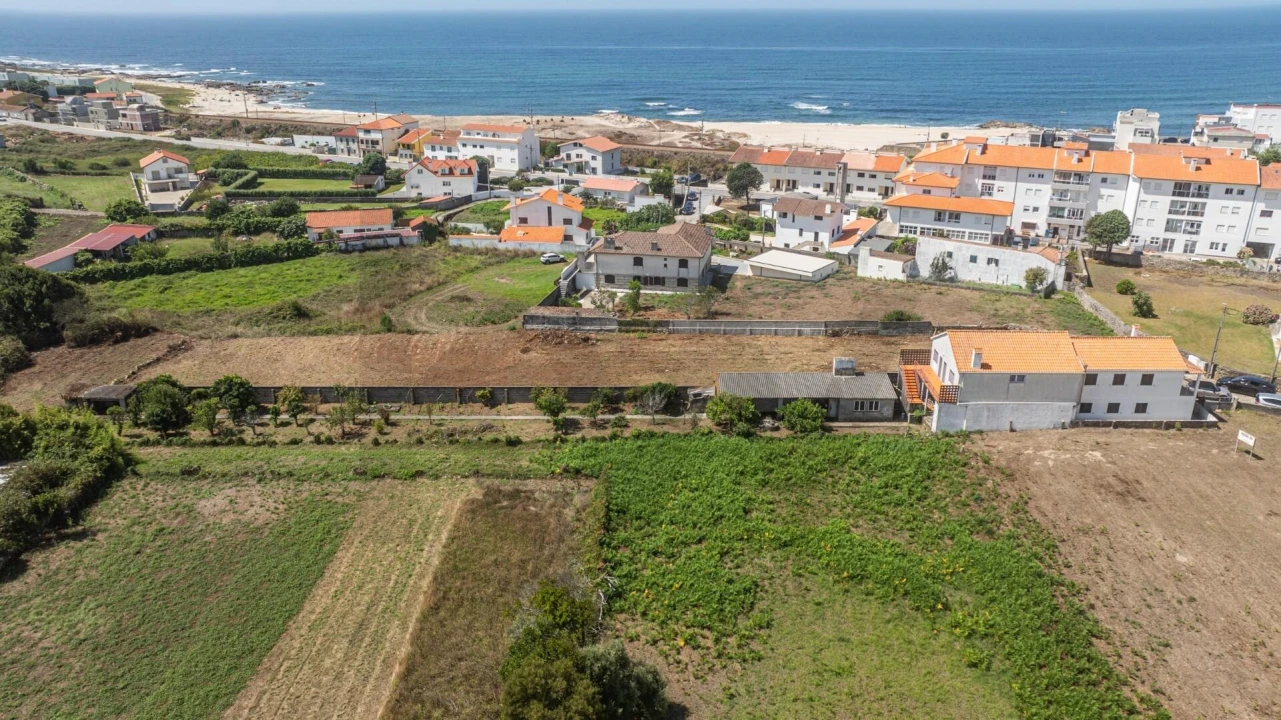 Terreno para Venda em Moledo e Cristelo Foto 8