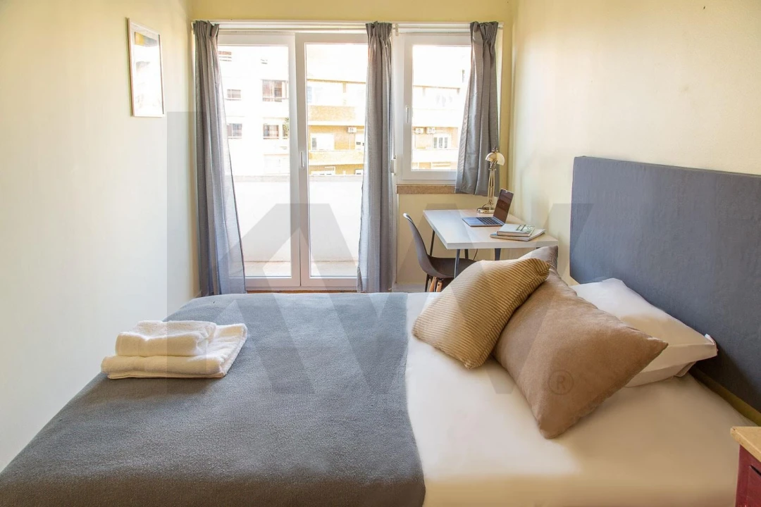 Apartamento T4 para Venda em Avenidas Novas Foto 6