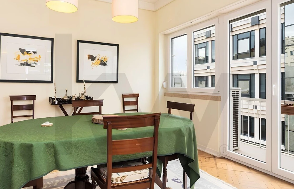 Apartamento T4 para Venda em Avenidas Novas Foto 36
