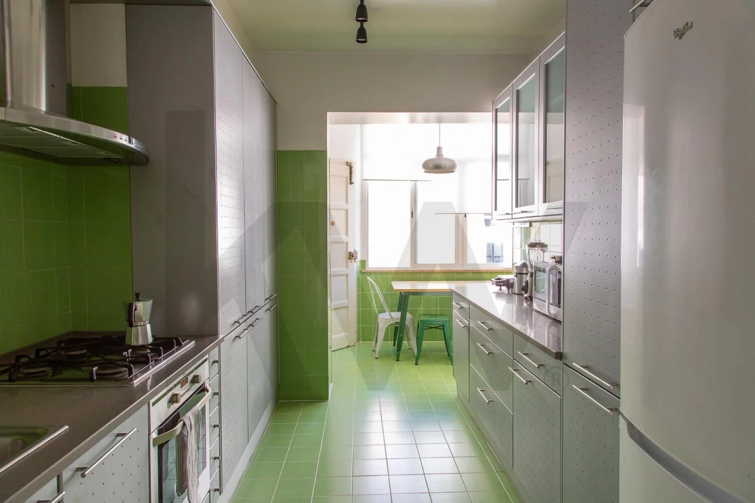 Apartamento T4 para Venda em Avenidas Novas Foto 3