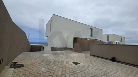 Moradia T3 para Venda em Caniço