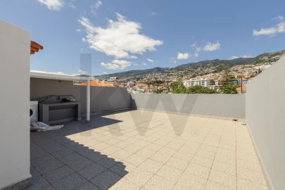 Prédio para Venda em Funchal (Santa Maria Maior)
