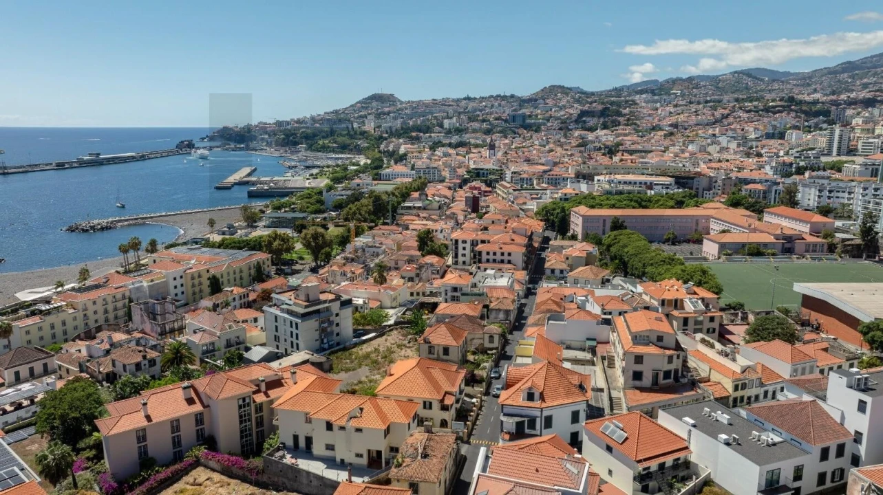Prédio para Venda em Funchal (Santa Maria Maior) Foto 19