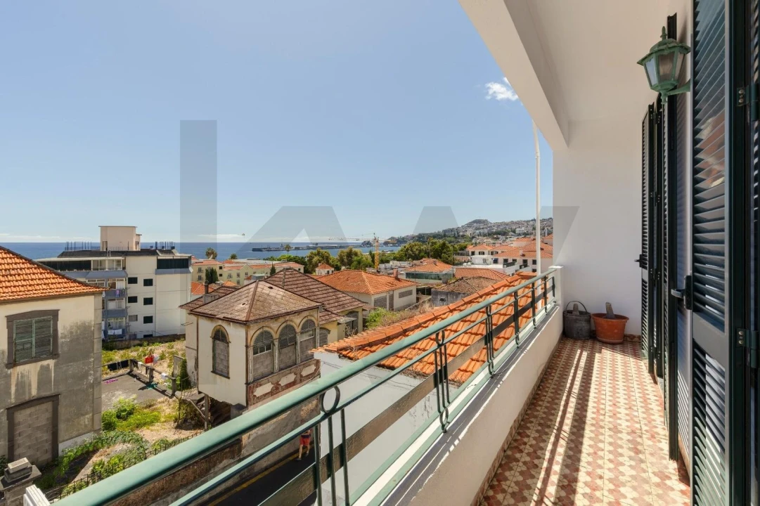 Prédio para Venda em Funchal (Santa Maria Maior) Foto 16