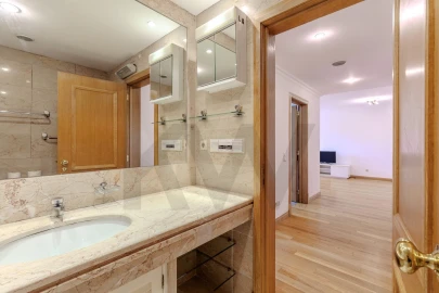 Apartamento T1 para Arrendamento em Avenidas Novas