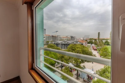 Apartamento T1 para Arrendamento em Avenidas Novas