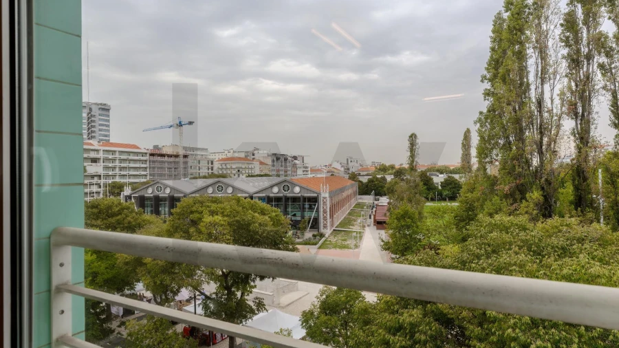 Apartamento T1 para Arrendamento em Avenidas Novas