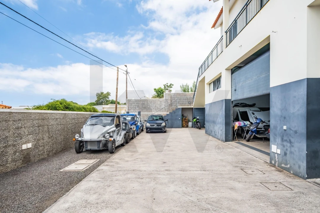 Negócio para Venda em Caniço Foto 18