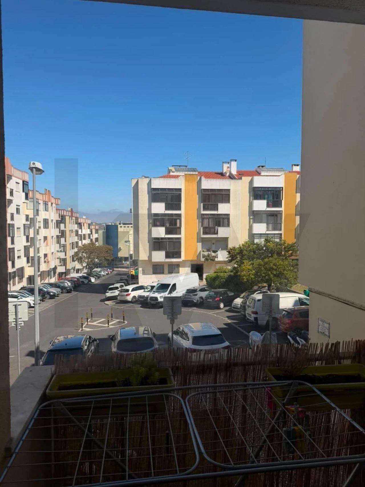 Apartamento T2 para Arrendamento em Águas Livres Foto 1