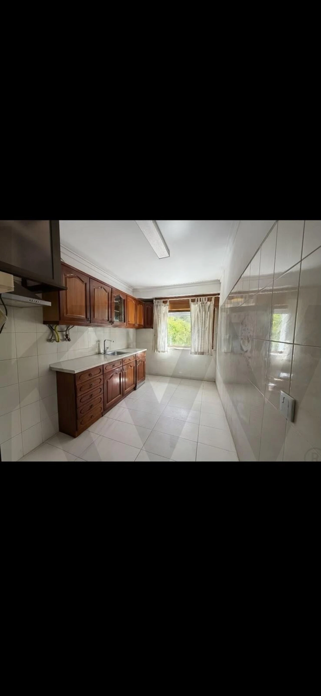 Apartamento T2 para Arrendamento em Águas Livres Foto 8