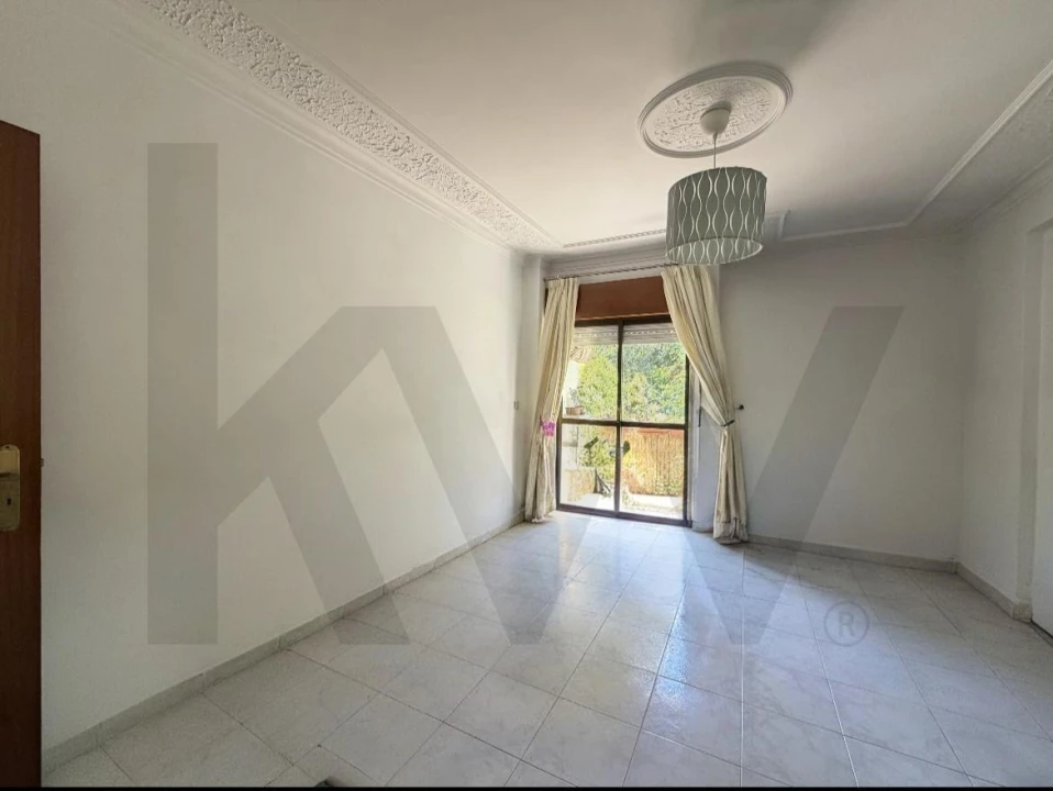 Apartamento T2 para Arrendamento em Águas Livres Foto 12