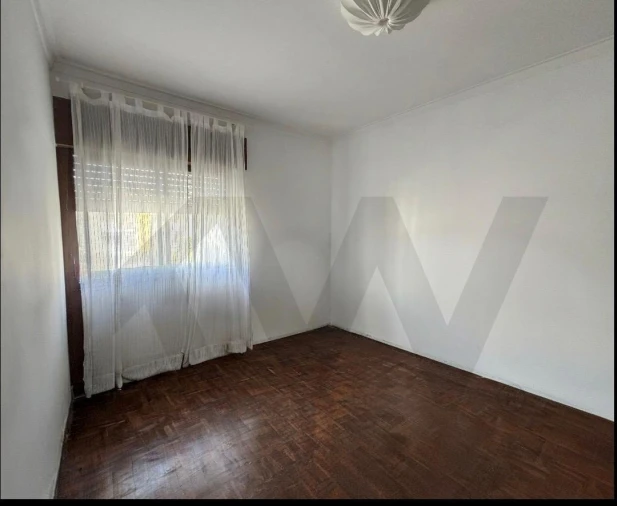 Apartamento T2 para Arrendamento em Águas Livres Foto 21