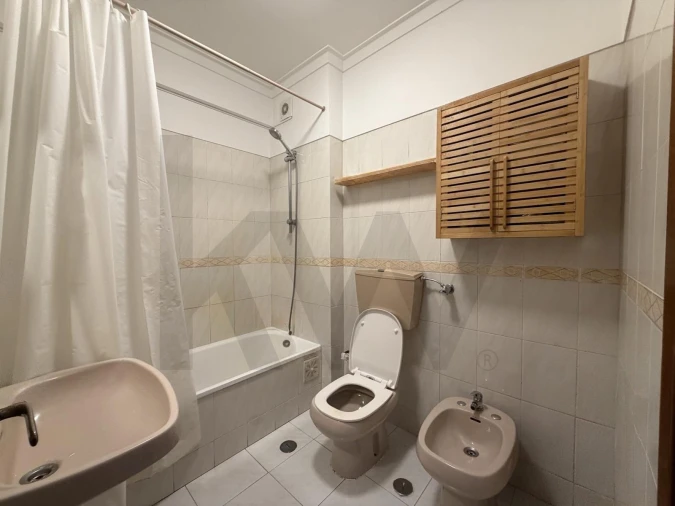 Apartamento T2 para Arrendamento em Águas Livres Foto 23