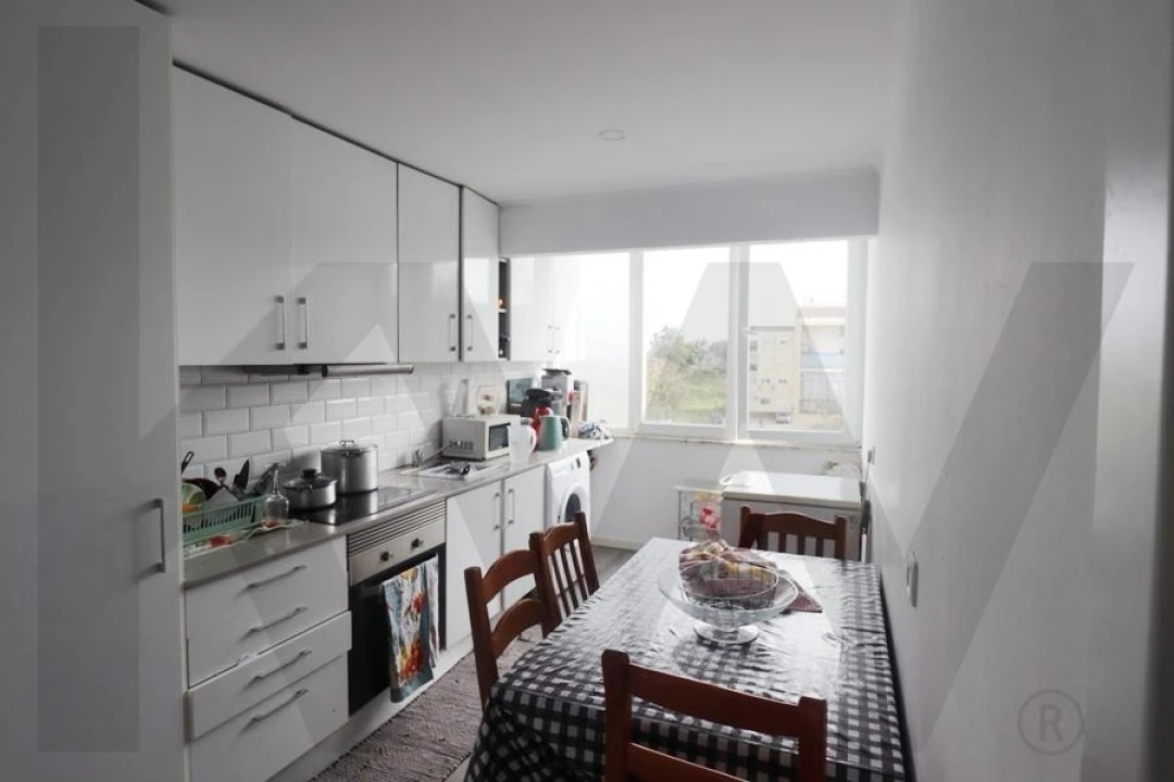 Apartamento T3 para Venda em Amora Foto 1