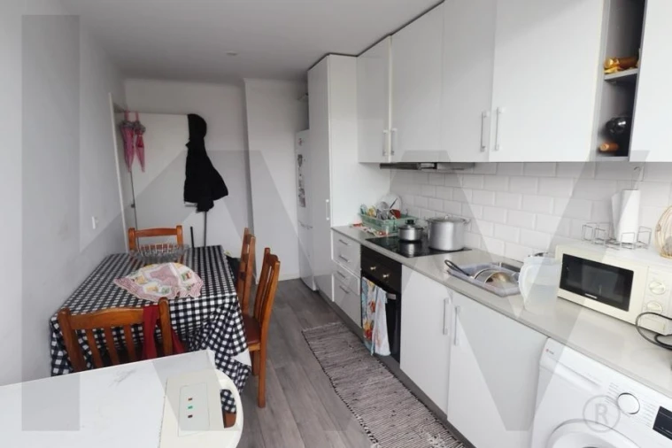 Apartamento T3 para Venda em Amora Foto 7