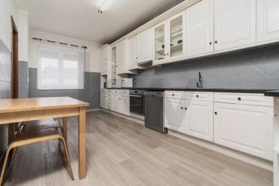 Moradia T4 para Venda em Marinha Grande