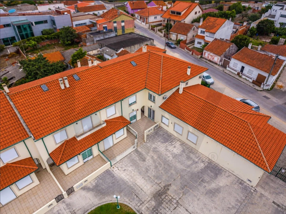 Moradia T4 para Venda em Marinha Grande Foto 25