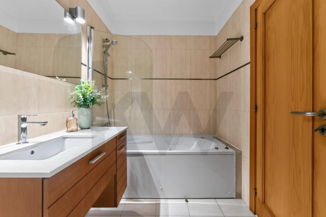 Apartamento T2 para Venda em Ericeira Foto 39
