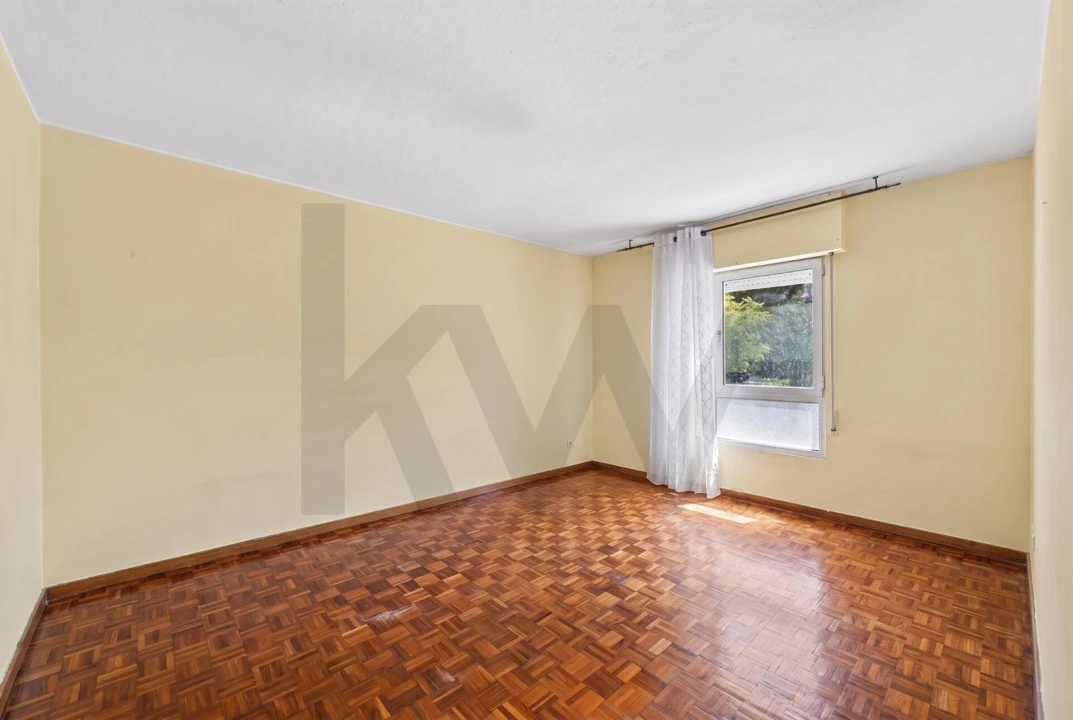 Apartamento T2 para Venda em Odivelas Foto 15