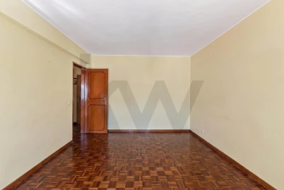 Apartamento T2 para Venda em Odivelas