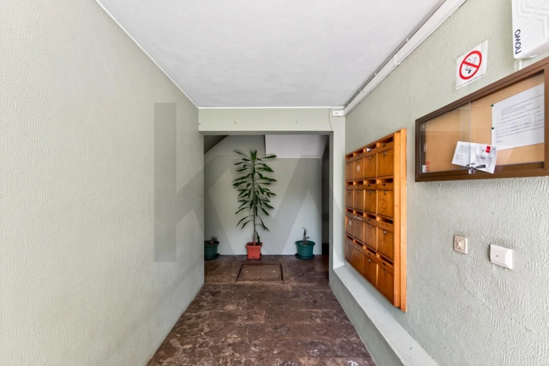 Apartamento T2 para Venda em Odivelas Foto 14