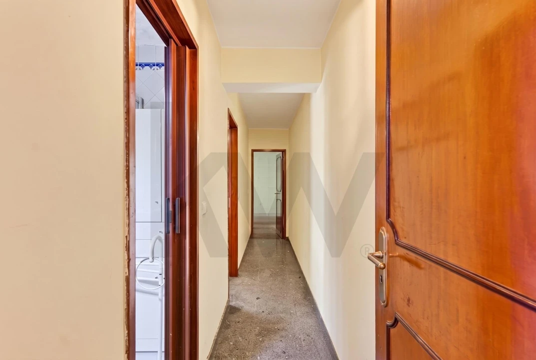 Apartamento T2 para Venda em Odivelas Foto 4