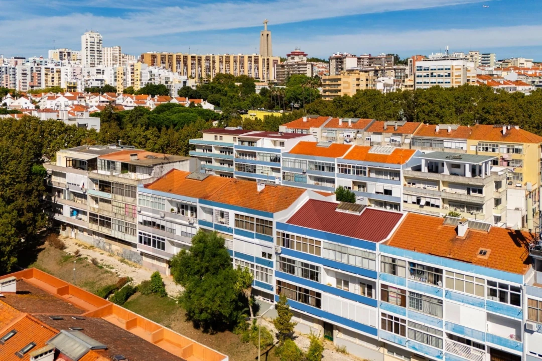 Apartamento T2 para Venda em Almada, Cova da Piedade, Pragal e Cacilhas Foto 1