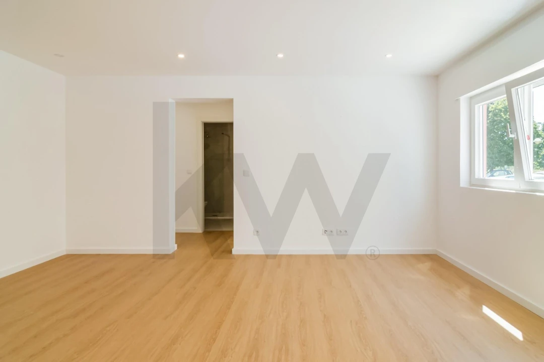Apartamento T1 para Arrendamento em São Domingos de Benfica Foto 12