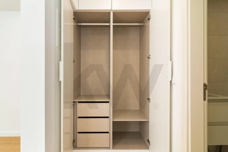 Apartamento T1 para Arrendamento em São Domingos de Benfica Foto 14