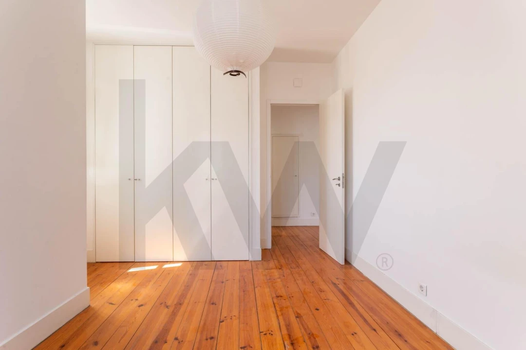 Apartamento T2 para Venda em Santo António Foto 19