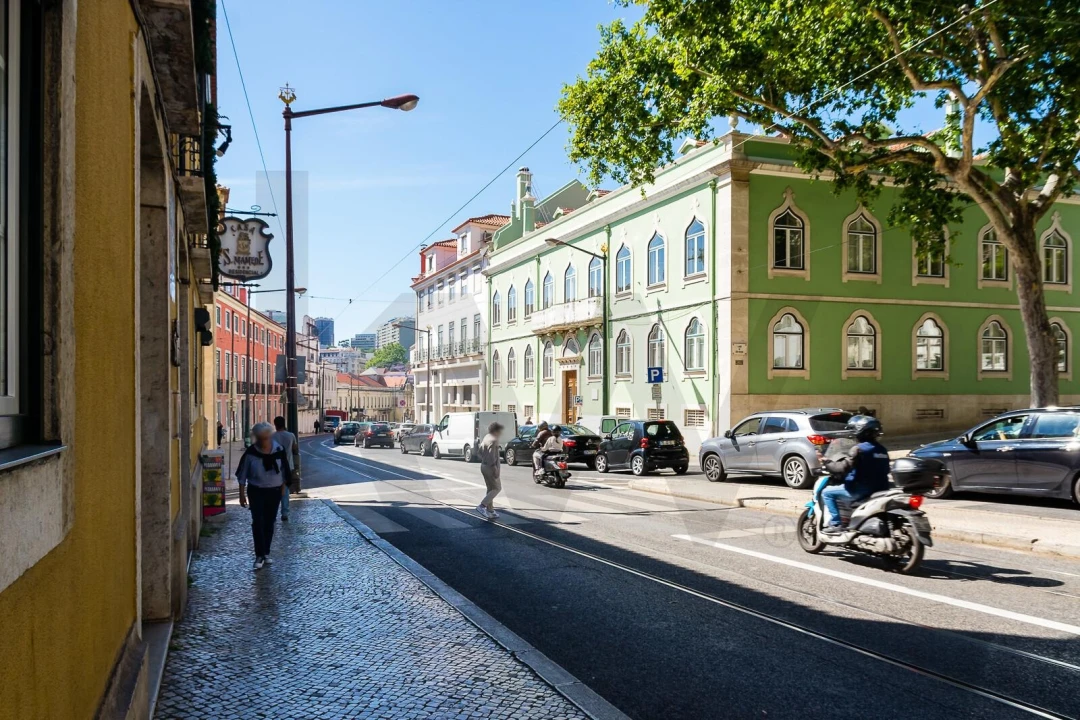 Apartamento T2 para Venda em Santo António Foto 32