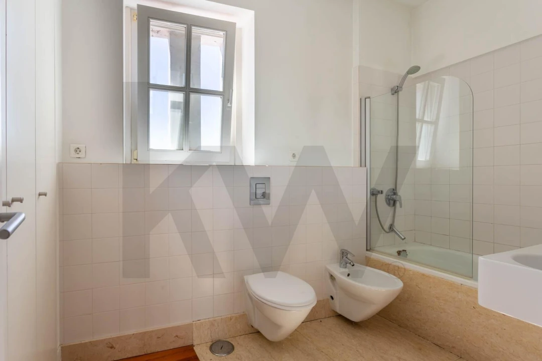 Apartamento T2 para Venda em Santo António Foto 12