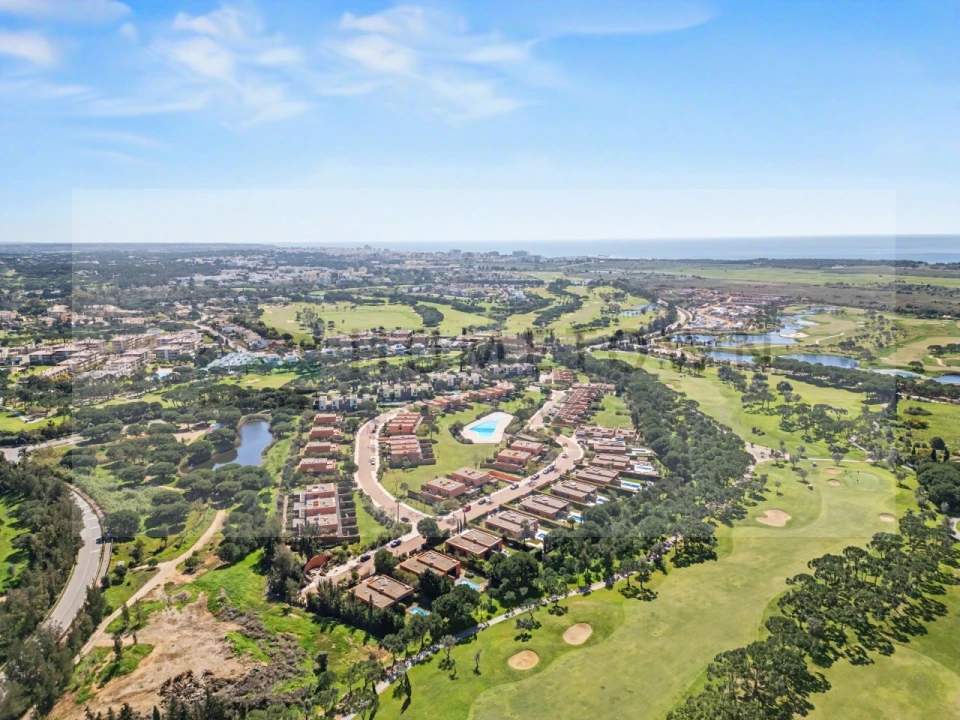 Apartamento T2 para Venda em Quarteira Foto 1