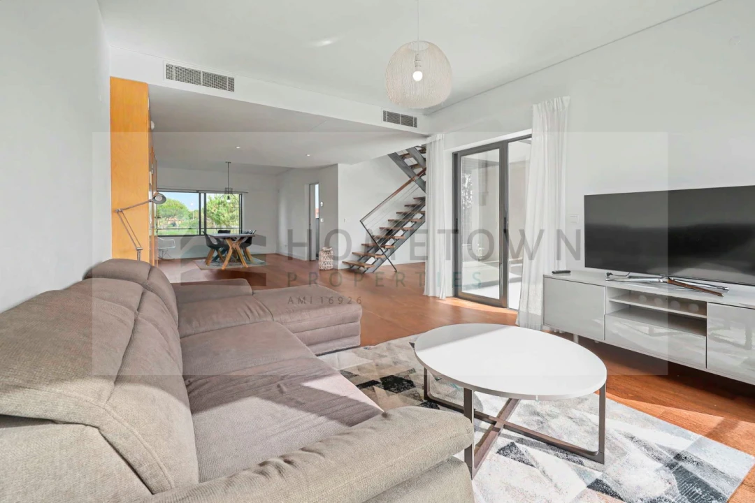 Apartamento T2 para Venda em Quarteira Foto 5