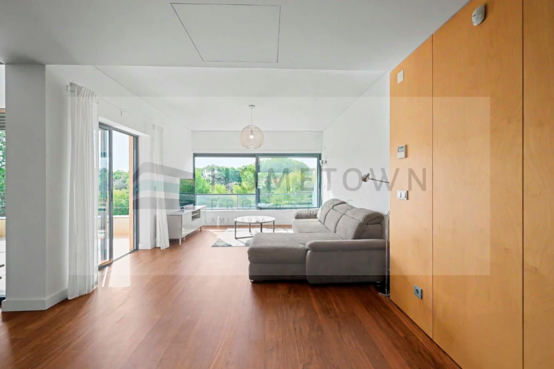 Apartamento T2 para Venda em Quarteira Foto 4
