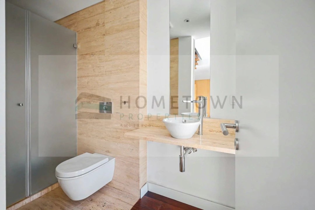 Apartamento T2 para Venda em Quarteira Foto 9