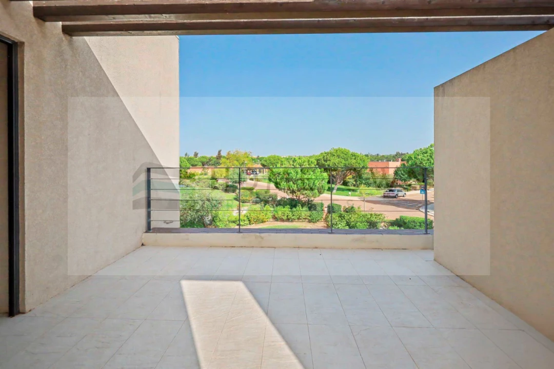 Apartamento T2 para Venda em Quarteira Foto 22