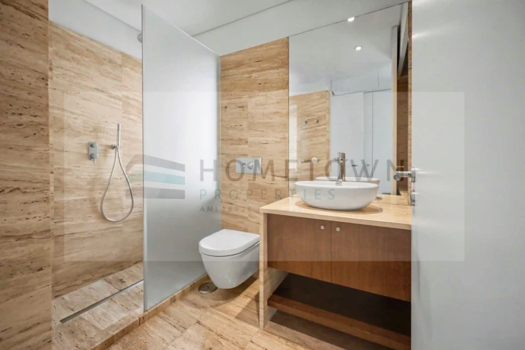 Apartamento T2 para Venda em Quarteira Foto 21