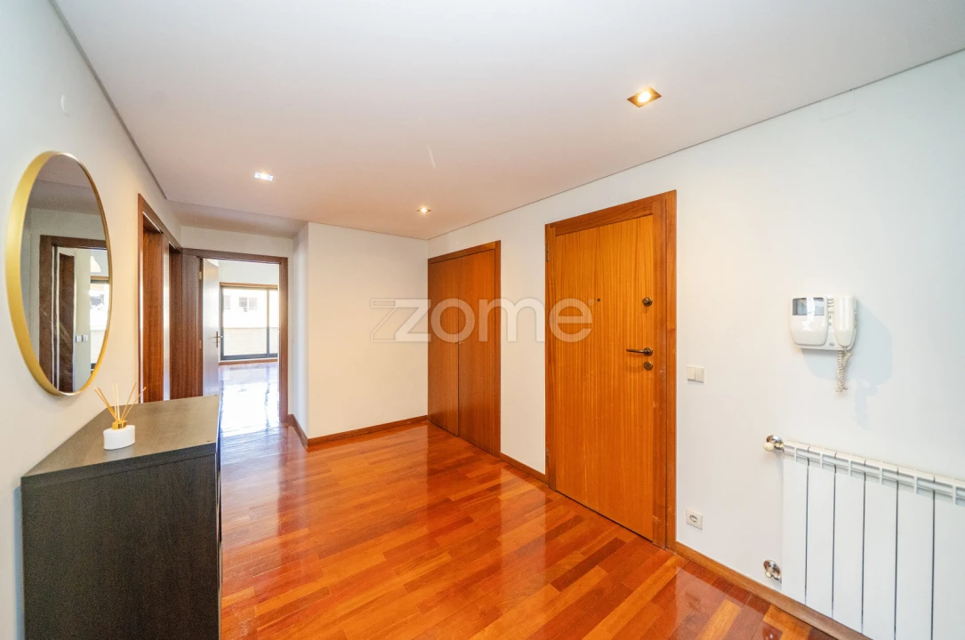Apartamento T4 para Arrendamento em São Vitor (Braga) Foto 16