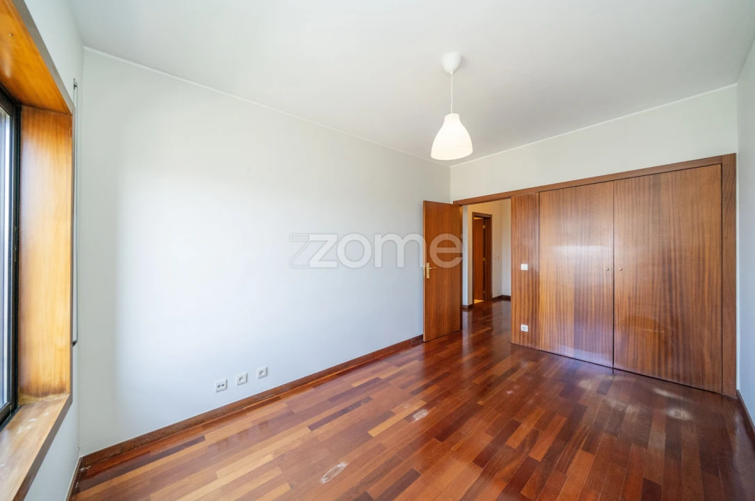 Apartamento T4 para Arrendamento em São Vitor (Braga) Foto 38
